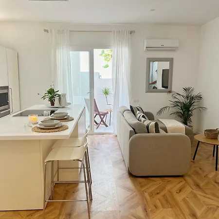 Apartmán Casa Bella - A Stunning New Entire In An Location, Close To The *