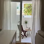 Casa Bella - A Stunning New Entire In An Location, Close To The Apartment