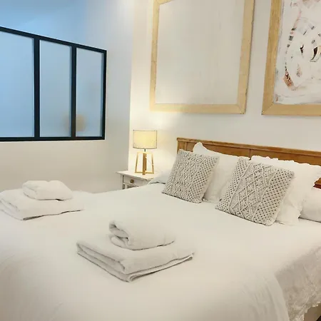 Casa Bella - A Stunning New Entire In An Location, Close To The Apartment