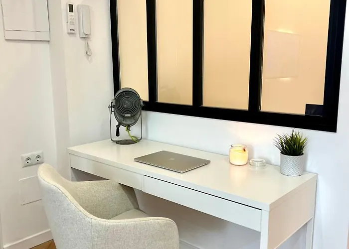 Casa Bella - A Stunning New Entire In An Location, Close To The *