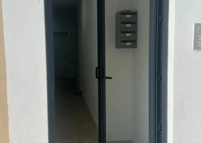 Apartman Casa Bella - A Stunning New Entire In An Location, Close To The Fuengirola