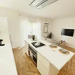 Casa Bella - A Stunning New Entire In An Location, Close To The * Fuengirola