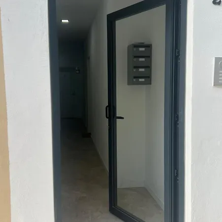 Апартаменти Casa Bella - A Stunning New Entire In An Location, Close To The Фуенхірола